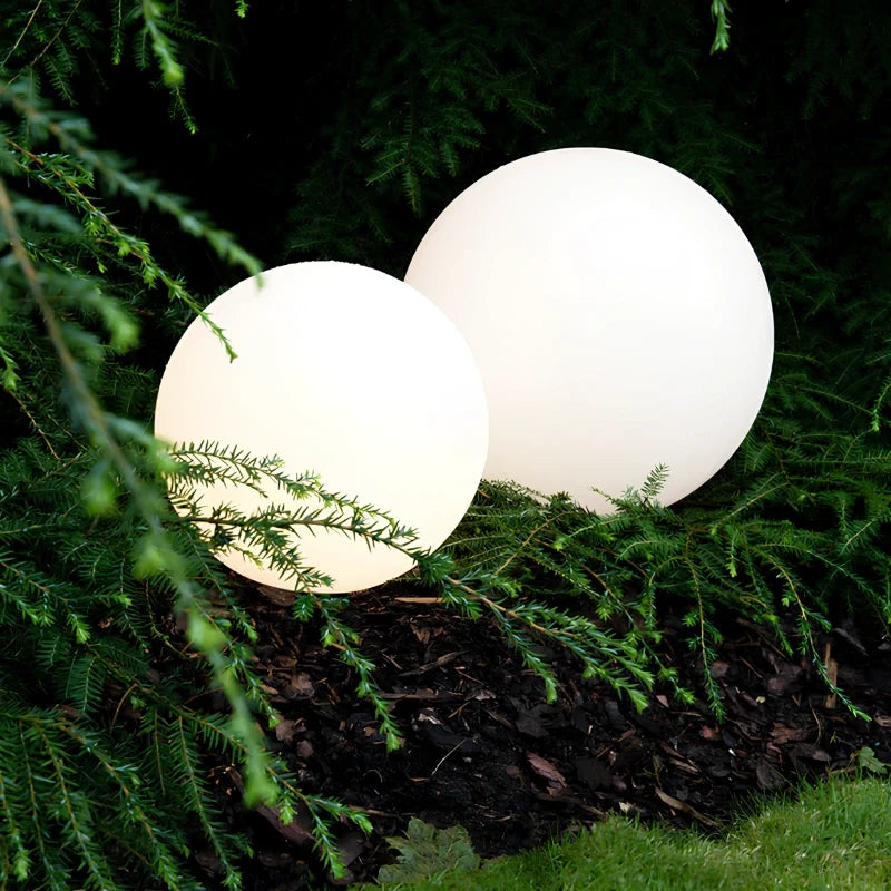 Aura Sphère™ — Lampe extérieure design élégante