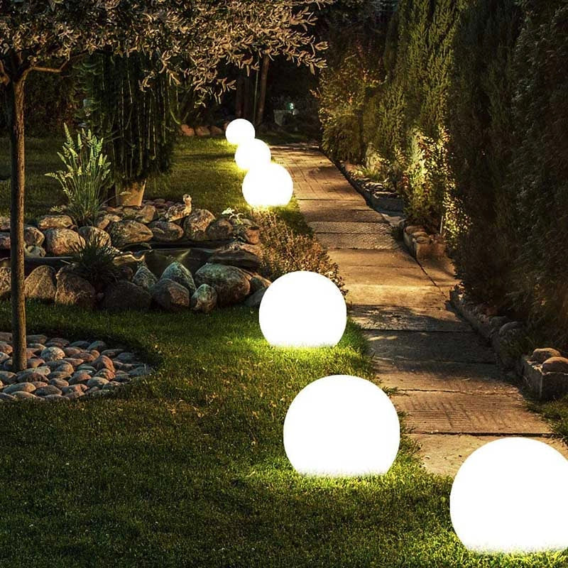 Aura Sphère™ — Lampe extérieure design élégante